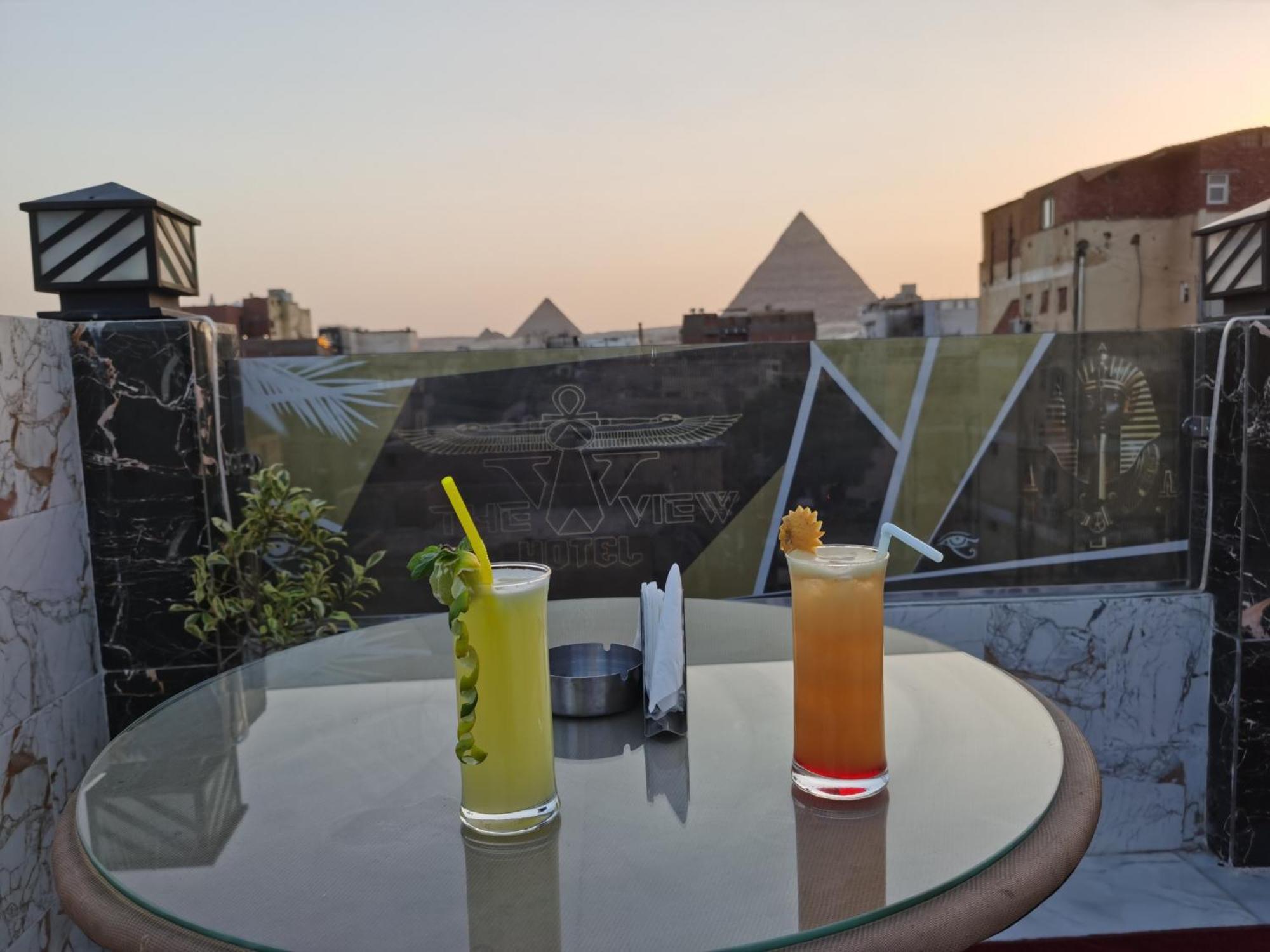 The View Pyramids Hotel Kafret el-Gabal Esterno foto