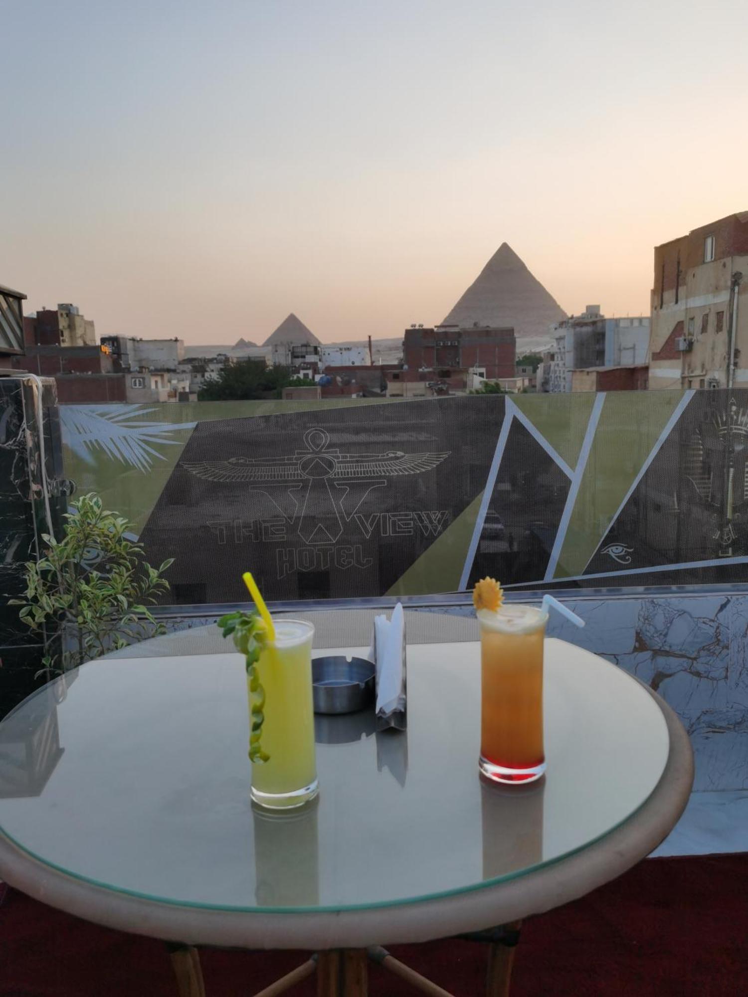 The View Pyramids Hotel Kafret el-Gabal Esterno foto