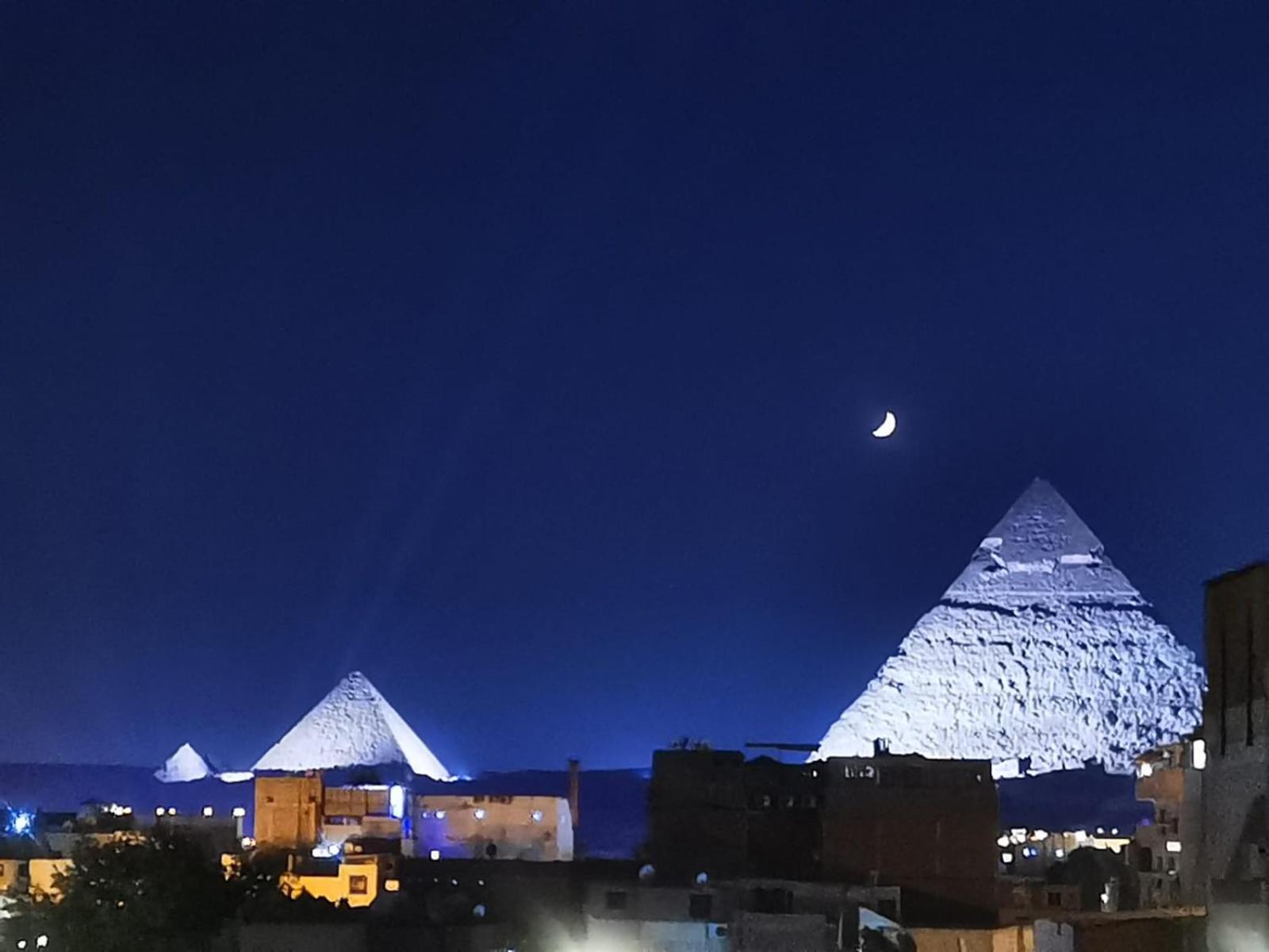 The View Pyramids Hotel Kafret el-Gabal Esterno foto