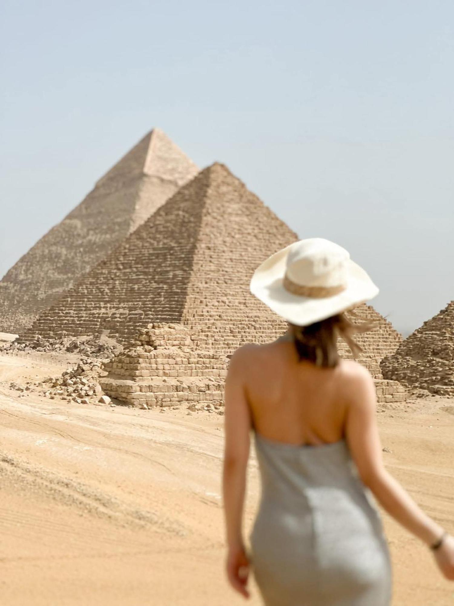 The View Pyramids Hotel Kafret el-Gabal Esterno foto